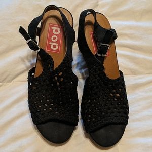 Black and cork wedges